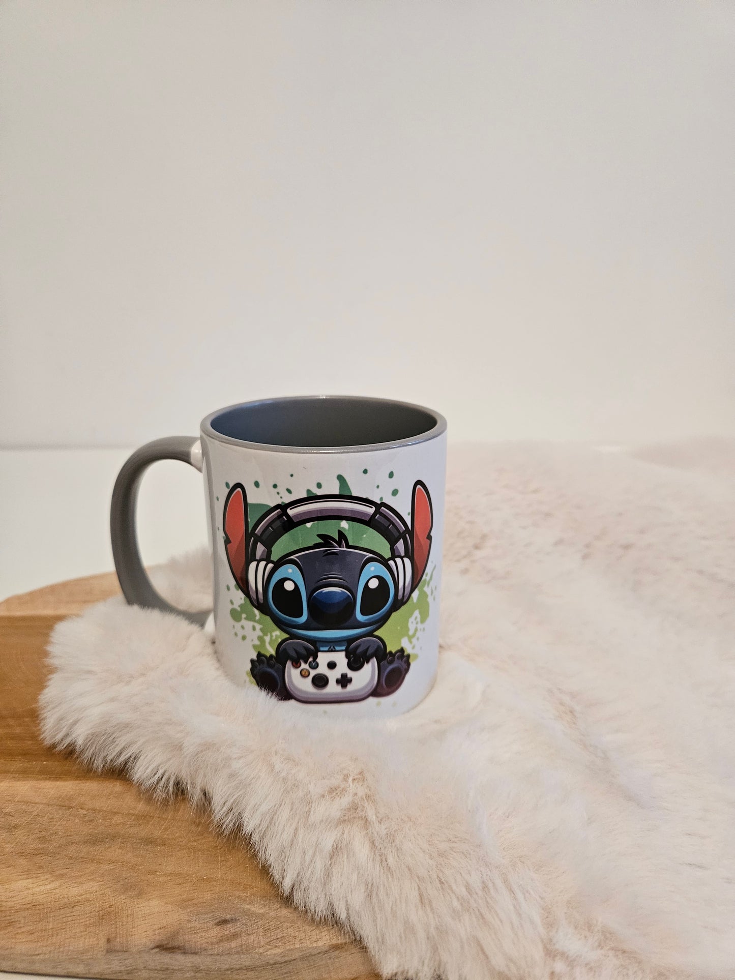 Mok kleur wit-grijs met Stitch dubbelzijdig