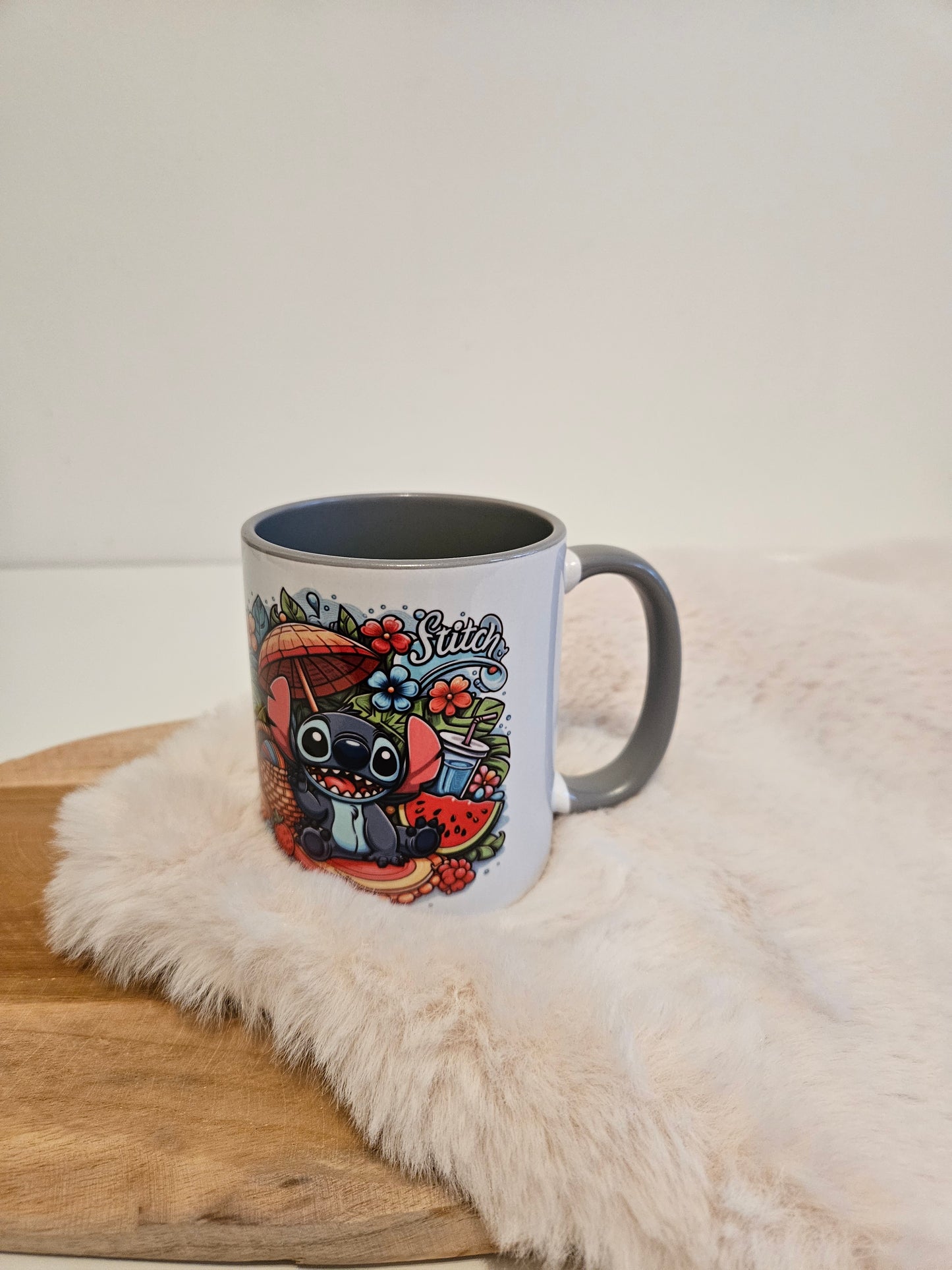 Mok kleur wit-grijs met Stitch dubbelzijdig