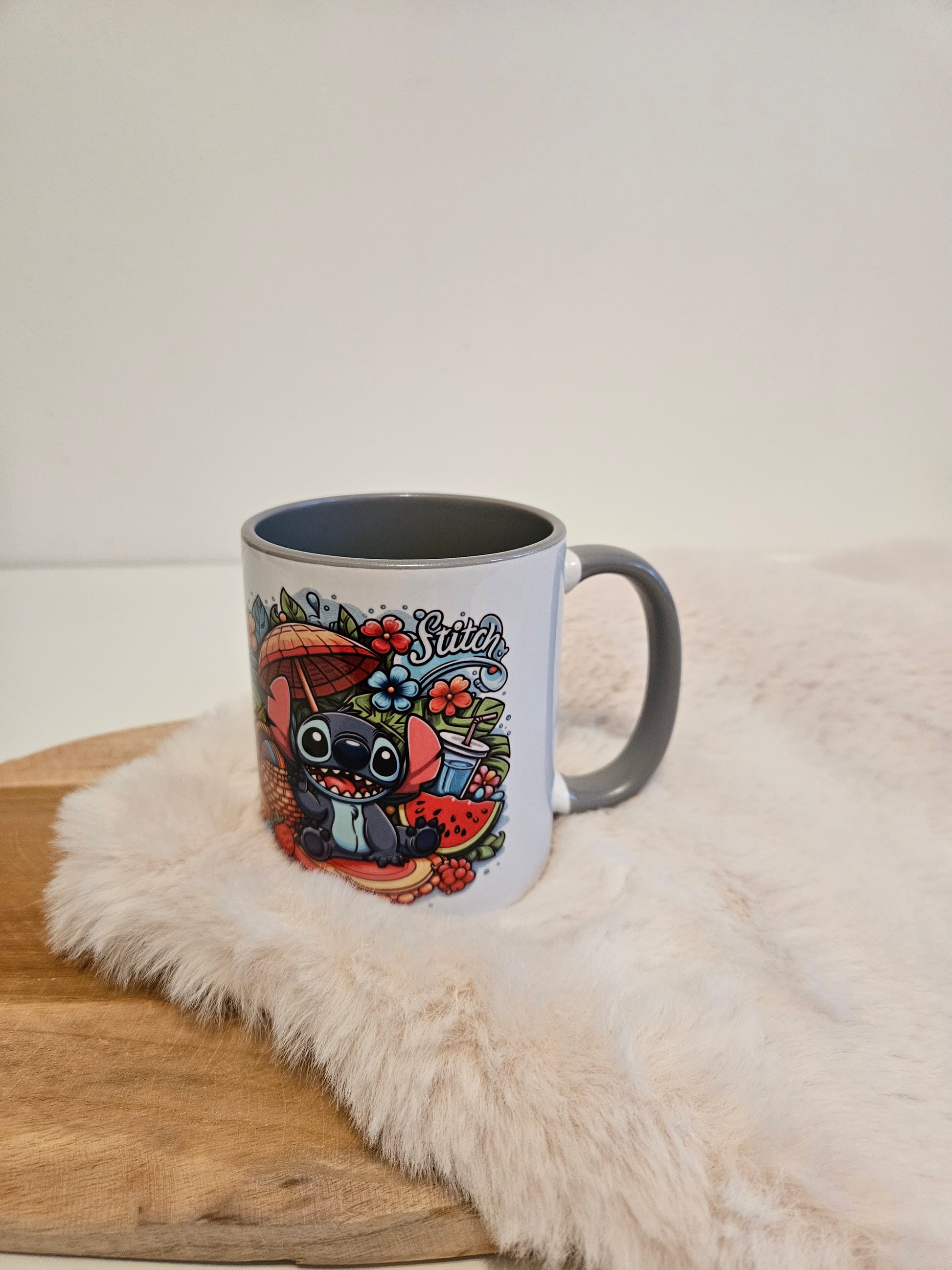 Mok kleur wit-grijs met Stitch dubbelzijdig